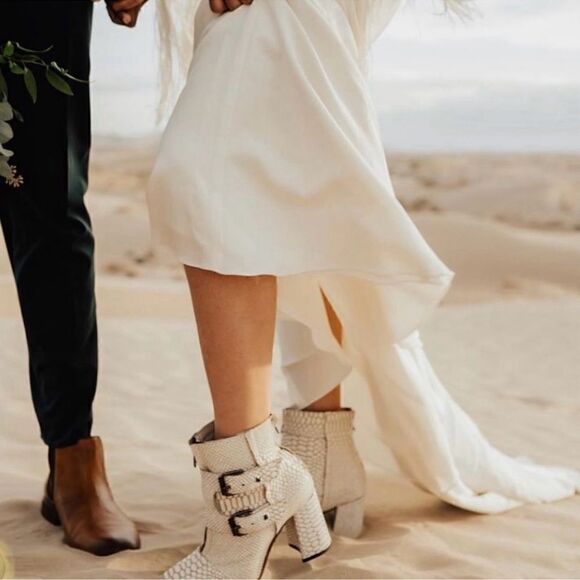 Freebird by Steven - Joey Ankle Booties in White Snake, Size 8 - Picture 8 of 11